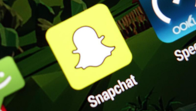 Snapchat permitirá chat grupales